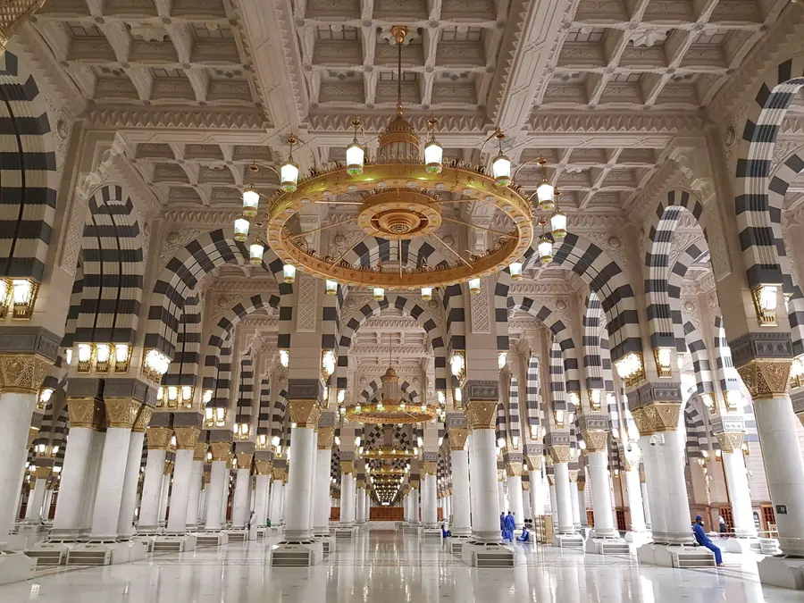 Raudhah: Segi Antara Rumah dan Mimbar Nabi ﷺ